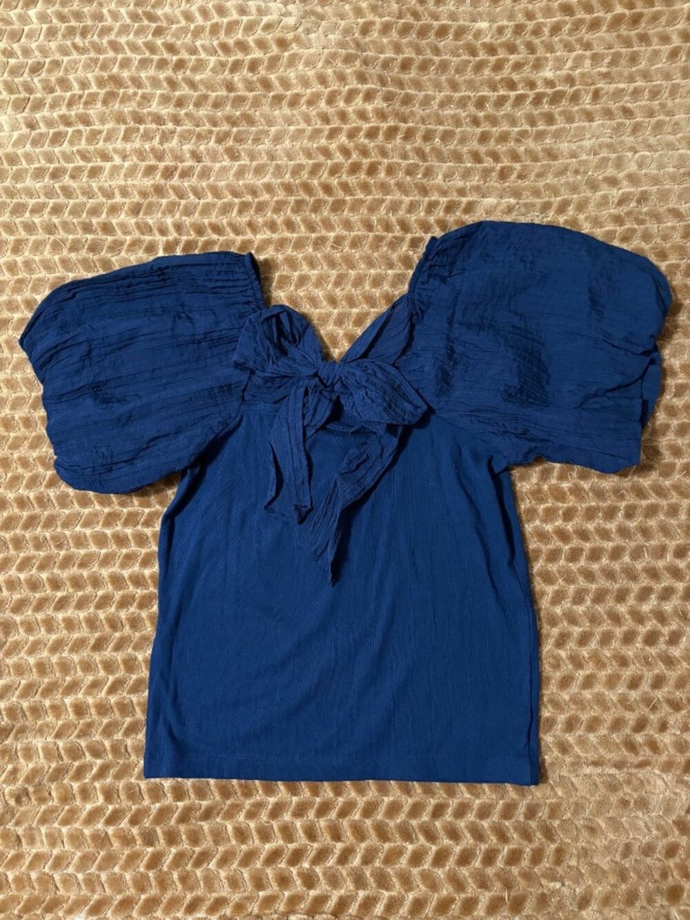 NWT New Loft Navy Crinkle Seersucker Puff-Sleeve Top Bow Back Cotton Stretch L - Picture 4 of 13